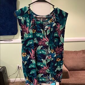 Tropical Print Sleeveless Top